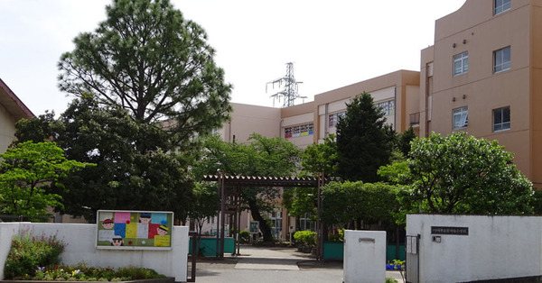 �_�ސ쌧���s�{�O��{��1���ڂ̒��Ã}���V�����̎��ӊ�