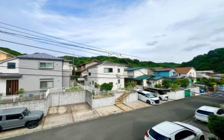 �_�ސ쌧���l�s�h�撷�q���̒��È�ˌ��Ă̏Z�˂���̒��]�ʐ^