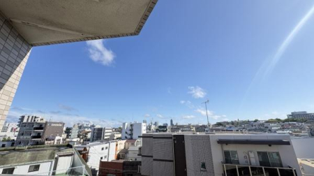 �_�ސ쌧���l�s�_�ސ��Z�p��2���ڂ̒��Ã}���V�����̏Z�˂���̒��]�ʐ^