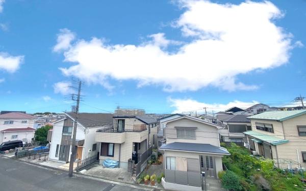 �_�ސ쌧���l�s�`��擌�i�J3���ڂ̐V�z��ˌ��Ă̏Z�˂���̒��]�ʐ^