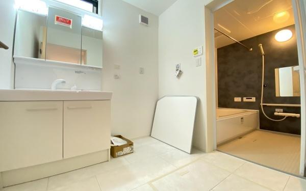 �_�ސ쌧���l�s�`��擌�i�J3���ڂ̐V�z��ˌ��Ă̐��ʑ�E���ʏ�