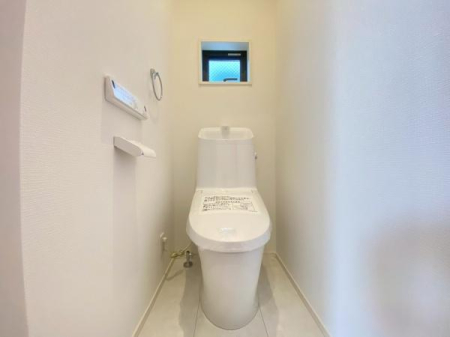 �_�ސ쌧���l�s�`��擌�i�J3���ڂ̐V�z��ˌ��Ẵg�C��