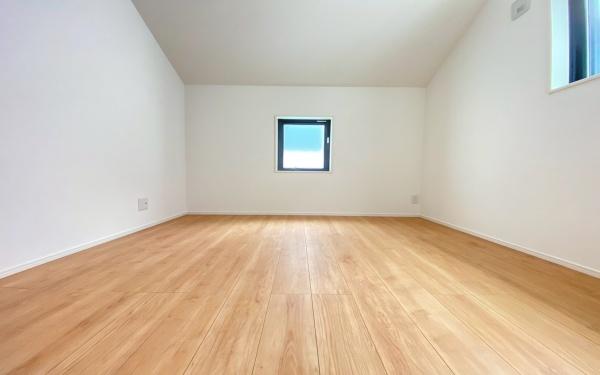 �_�ސ쌧���l�s�`��擌�i�J3���ڂ̐V�z��ˌ��Ă̗m��