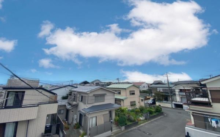 �_�ސ쌧���l�s�`��擌�i�J3���ڂ̐V�z��ˌ��Ă̏Z�˂���̒��]�ʐ^