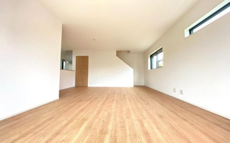 �_�ސ쌧���l�s�`��擌�i�J3���ڂ̐V�z��ˌ��Ẵ��r���O