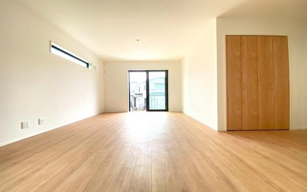 �_�ސ쌧���l�s�`��擌�i�J3���ڂ̐V�z��ˌ��Ẵ��r���O