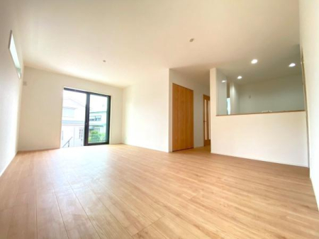 �_�ސ쌧���l�s�`��擌�i�J3���ڂ̐V�z��ˌ��Ẵ��r���O