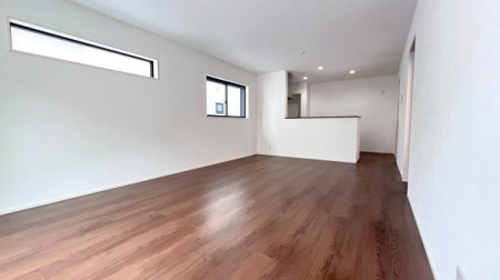 �_�ސ쌧���l�s�`��擌�i�J3���ڂ̐V�z��ˌ��Ẵ��r���O