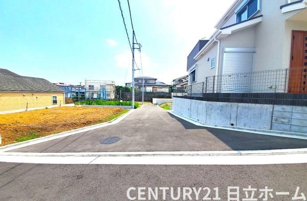 �_�ސ쌧���l�s�ۓy�P�J����P�u1���ڂ̐V�z��ˌ��Ă̑O�ʓ��H�܂ތ��n�ʐ^