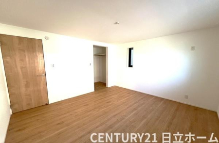 �_�ސ쌧���l�s�`���ێR��2���ڂ̐V�z��ˌ��Ă̐Q��