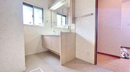 �_�ސ쌧���l�s�`���`���6���ڂ̒��È�ˌ��Ă̐��ʑ�E���ʏ�