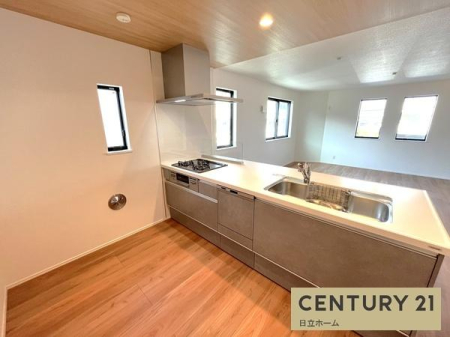 �_�ސ쌧���l�s�΋撷�Óc�݂Ȃݑ�7���ڂ̐V�z��ˌ��ẴL�b�`��