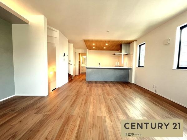 �_�ސ쌧���l�s�΋撷�Óc�݂Ȃݑ�7���ڂ̐V�z��ˌ��Ẵ��r���O