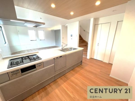 �_�ސ쌧���l�s�΋撷�Óc�݂Ȃݑ�7���ڂ̐V�z��ˌ��ẴL�b�`��