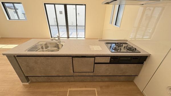 �_�ސ쌧���l�s���a�򒆉��k3���ڂ̐V�z��ˌ��ẴL�b�`��