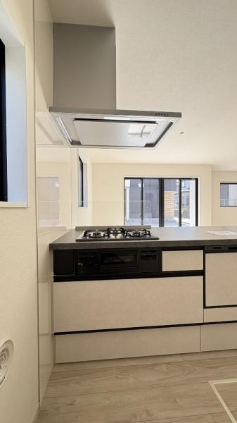 �_�ސ쌧���l�s���a�򒆉��k3���ڂ̐V�z��ˌ��ẴL�b�`��