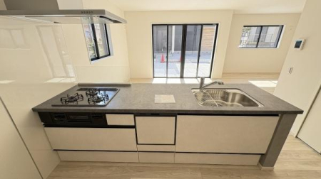 �_�ސ쌧���l�s���a�򒆉��k3���ڂ̐V�z��ˌ��ẴL�b�`��