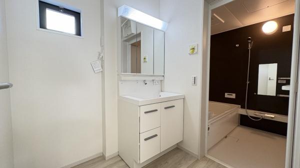 �_�ސ쌧���l�s���a�򒆉��k3���ڂ̐V�z��ˌ��Ă̐��ʑ�E���ʏ�