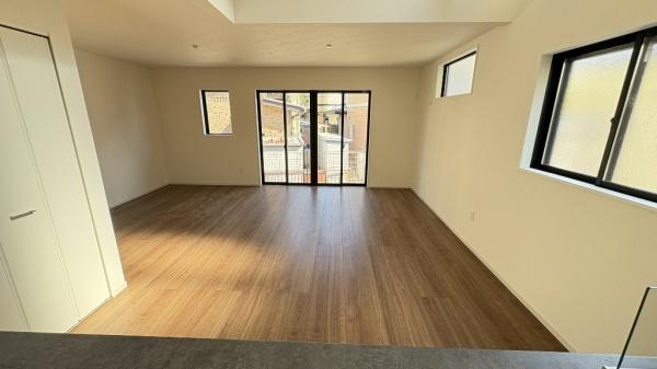 �_�ސ쌧���l�s���a�򒆉��k3���ڂ̐V�z��ˌ��Ẵ��r���O