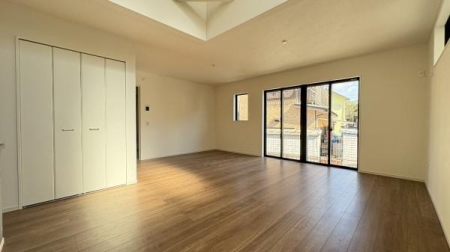 �_�ސ쌧���l�s���a�򒆉��k3���ڂ̐V�z��ˌ��Ẵ��r���O