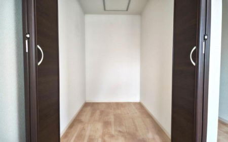 �_�ސ쌧���s������㖃��6���ڂ̒��È�ˌ��Ă̎��[