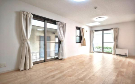 �_�ސ쌧���s������㖃��6���ڂ̒��È�ˌ��Ẵ��r���O