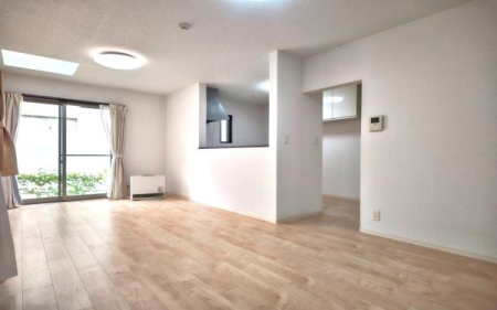 �_�ސ쌧���s������㖃��6���ڂ̒��È�ˌ��Ẵ��r���O