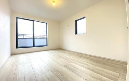 �_�ސ쌧���s�����扤�T����6���ڂ̐V�z��ˌ��Ă̗m��