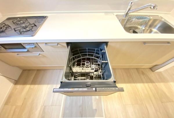 �_�ސ쌧���s�����扤�T����6���ڂ̐V�z��ˌ��ẴL�b�`��