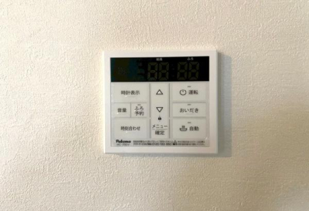 �_�ސ쌧���s�����扤�T����6���ڂ̐V�z��ˌ��Ă̗���