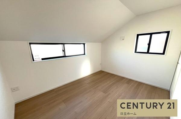 �_�ސ쌧���l�s��撆�c��5���ڂ̐V�z��ˌ��Ă̎q������