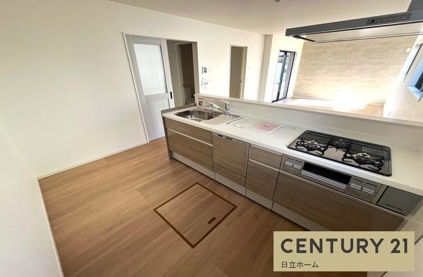 �_�ސ쌧���l�s��撆�c��5���ڂ̐V�z��ˌ��ẴL�b�`��