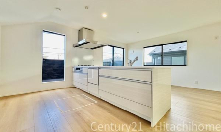 �_�ސ쌧���l�s�˒ˋ拂�򒬂̐V�z��ˌ��ẴL�b�`��