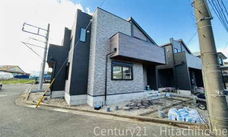 �_�ސ쌧���l�s�˒ˋ拂�򒬂̐V�z��ˌ��Ă̑O�ʓ��H�܂ތ��n�ʐ^