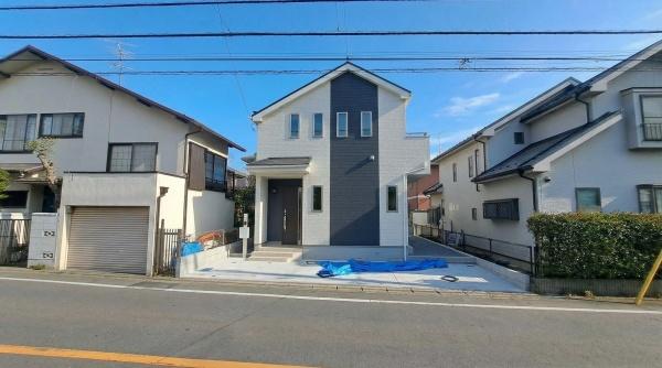 �_�ސ쌧���s�{�O�擌�L�n3���ڂ̐V�z��ˌ��Ă̌��n�O�ώʐ^