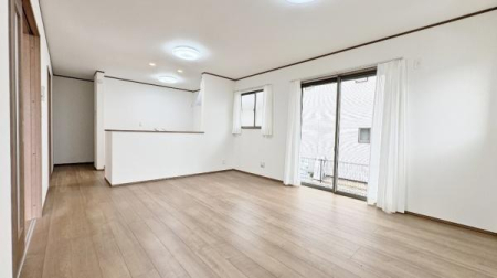 �_�ސ쌧���s�{�O�擌�L�n3���ڂ̐V�z��ˌ��Ẵ��r���O