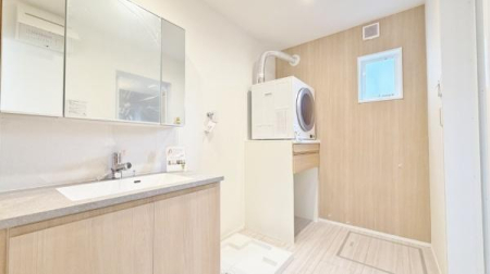 �_�ސ쌧���l�s�˒ˋ敽�˒��̐V�z��ˌ��Ă̐��ʑ�E���ʏ�