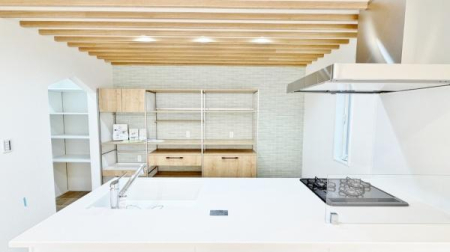 �_�ސ쌧���l�s�˒ˋ敽�˒��̐V�z��ˌ��ẴL�b�`��