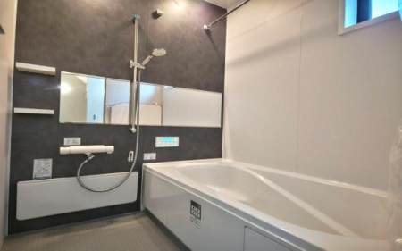 �_�ސ쌧���l�s�t��`�q�c1���ڂ̐V�z��ˌ��Ă̗���