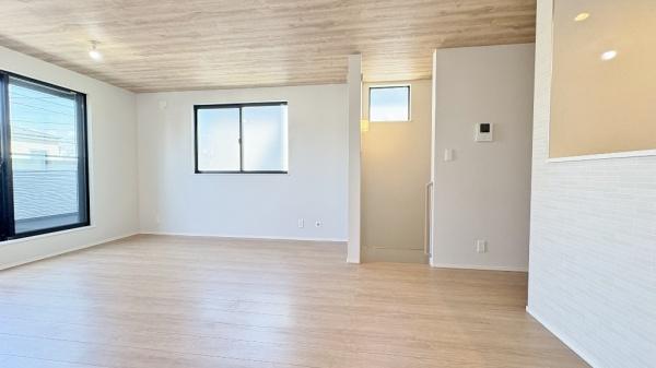 �_�ސ쌧���s���Ë擌���1���ڂ̒��È�ˌ��Ẵ��r���O