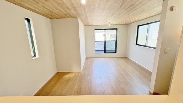 �_�ސ쌧���s���Ë擌���1���ڂ̒��È�ˌ��Ẵ��r���O